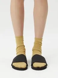 ESSENTIALS SLIDES
