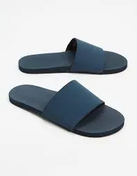 ESSENTIALS SLIDES