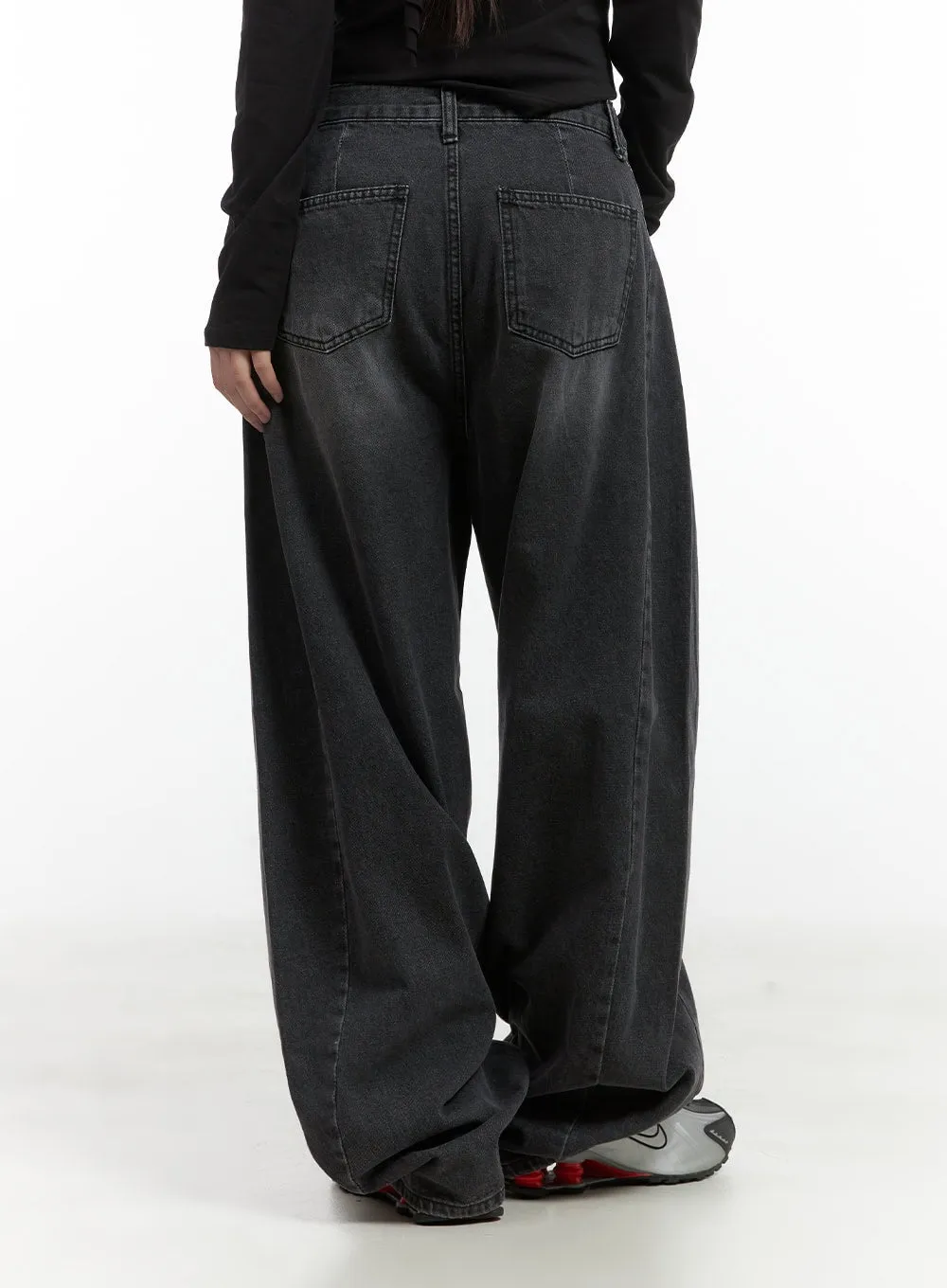 Lara Relaxed Fit Denim Jeans CO417
