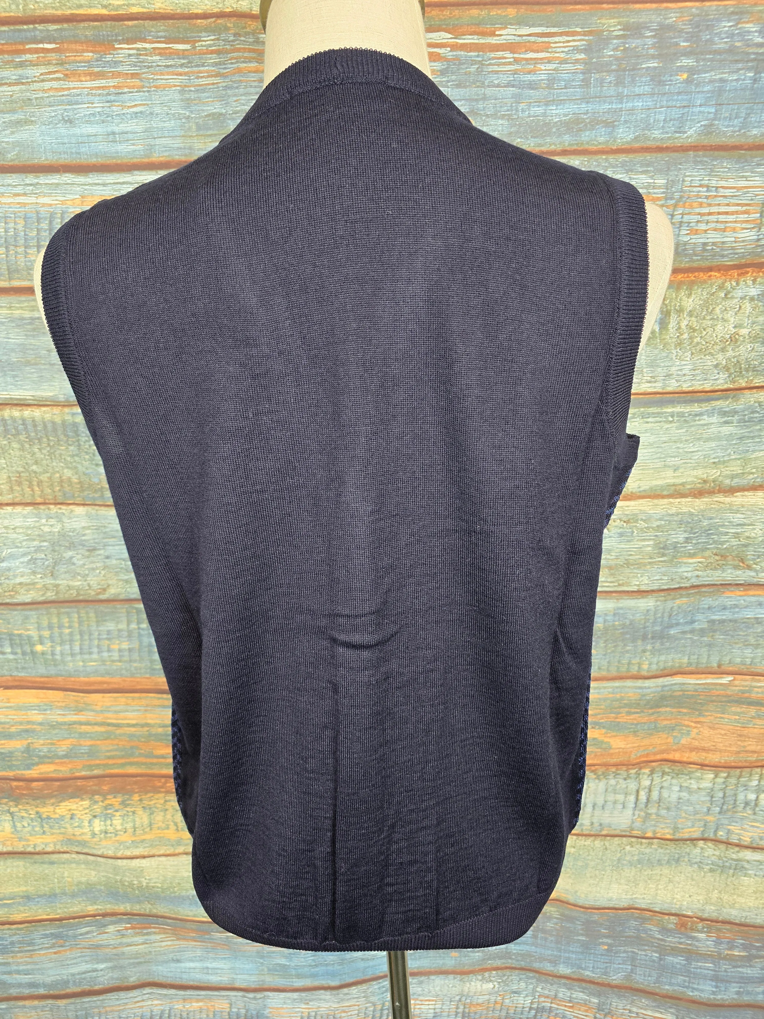 Montechiaro Fine Lambswool sleeveless cardigans